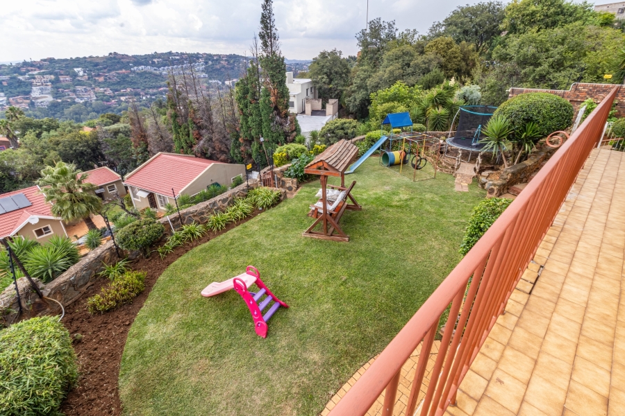 4 Bedroom Property for Sale in Bassonia Gauteng