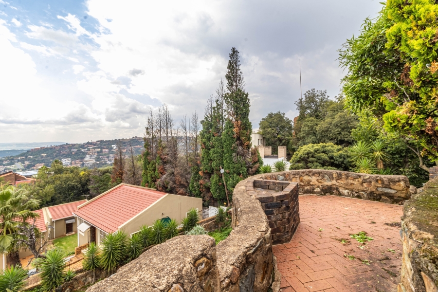 4 Bedroom Property for Sale in Bassonia Gauteng