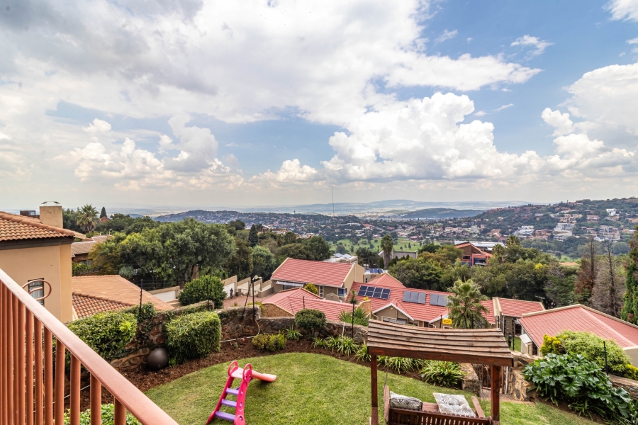 4 Bedroom Property for Sale in Bassonia Gauteng