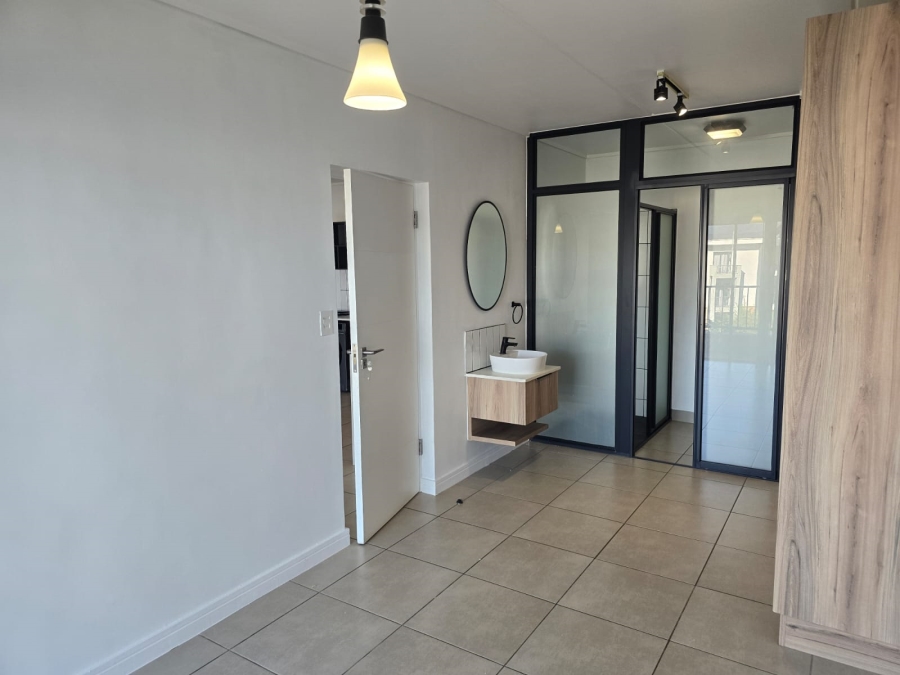 2 Bedroom Property for Sale in Mulbarton Gauteng