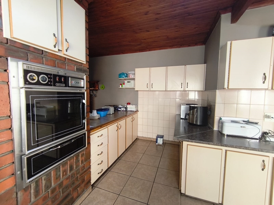5 Bedroom Property for Sale in Randhart Gauteng