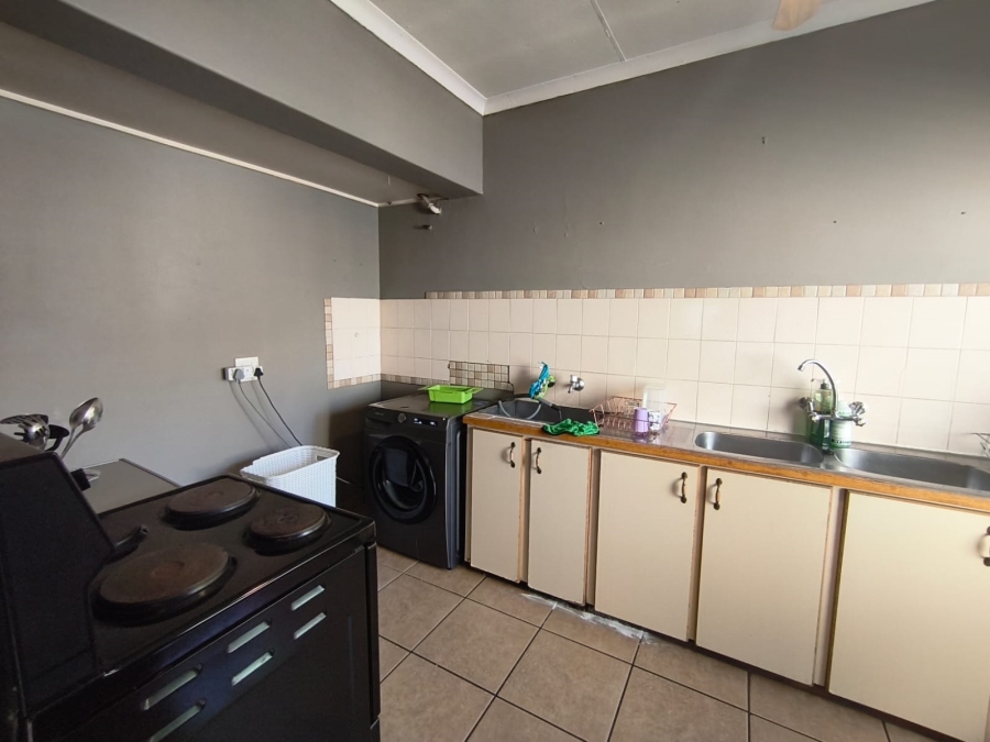 5 Bedroom Property for Sale in Randhart Gauteng