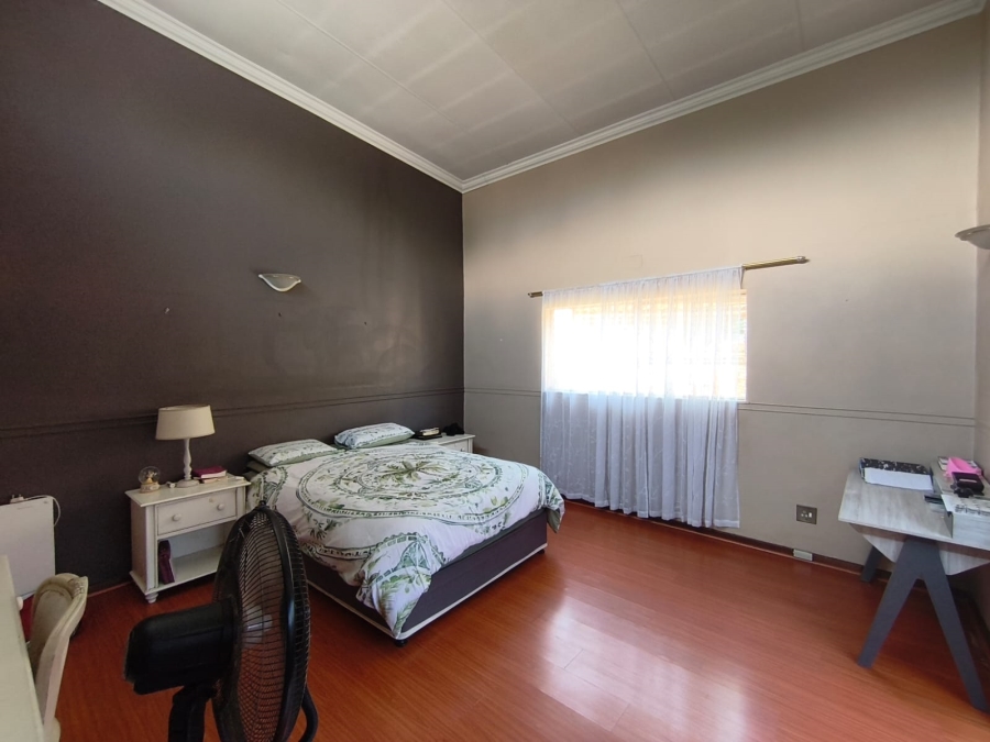 5 Bedroom Property for Sale in Randhart Gauteng