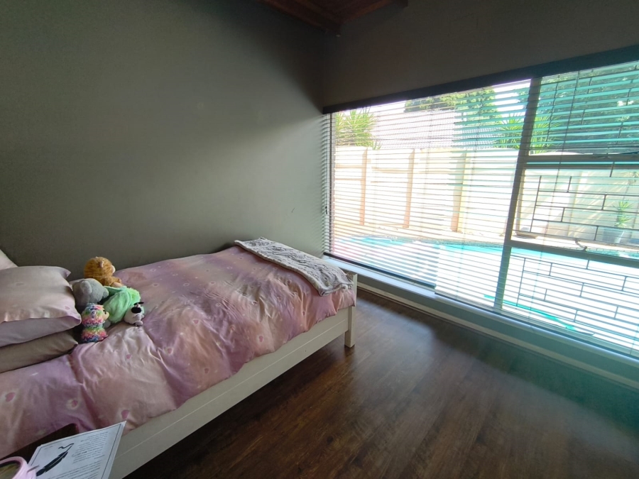 5 Bedroom Property for Sale in Randhart Gauteng