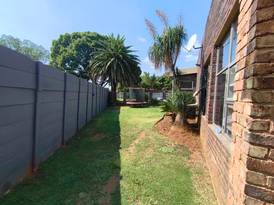 5 Bedroom Property for Sale in Randhart Gauteng