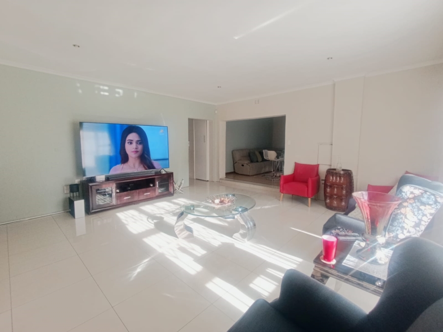 4 Bedroom Property for Sale in New Redruth Gauteng