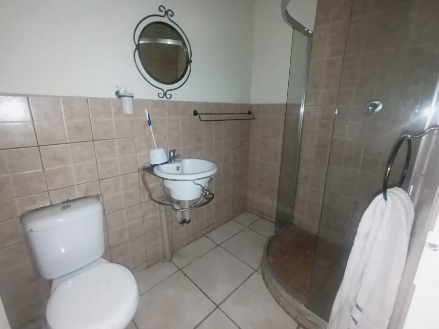 4 Bedroom Property for Sale in New Redruth Gauteng
