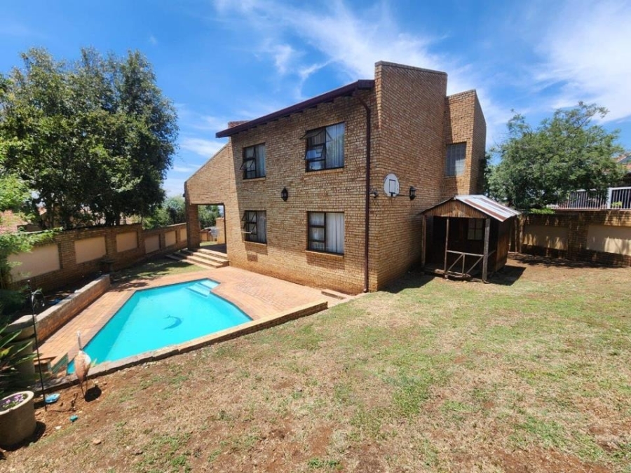 4 Bedroom Property for Sale in Meyersdal Gauteng