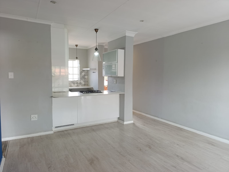 2 Bedroom Property for Sale in New Redruth Gauteng