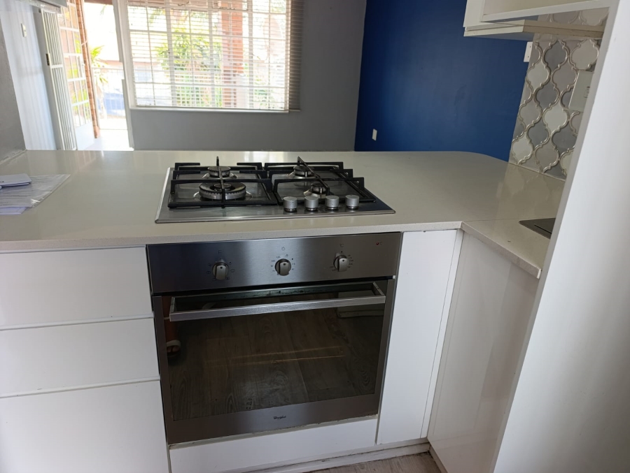 2 Bedroom Property for Sale in New Redruth Gauteng