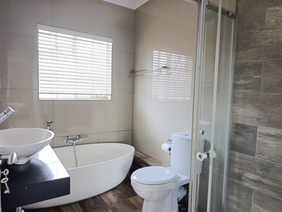 2 Bedroom Property for Sale in New Redruth Gauteng