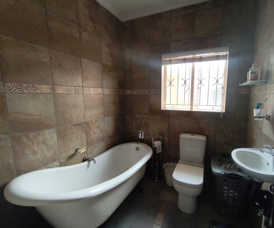 3 Bedroom Property for Sale in Randhart Gauteng