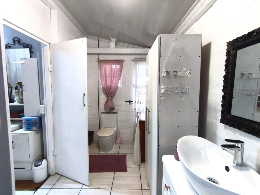 4 Bedroom Property for Sale in Florentia Gauteng