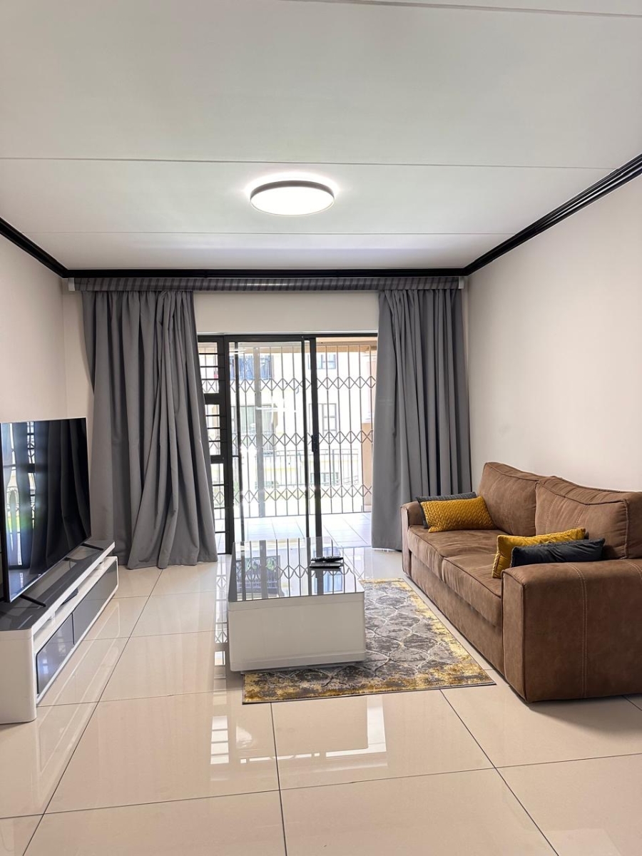 2 Bedroom Property for Sale in Blue Hills Gauteng