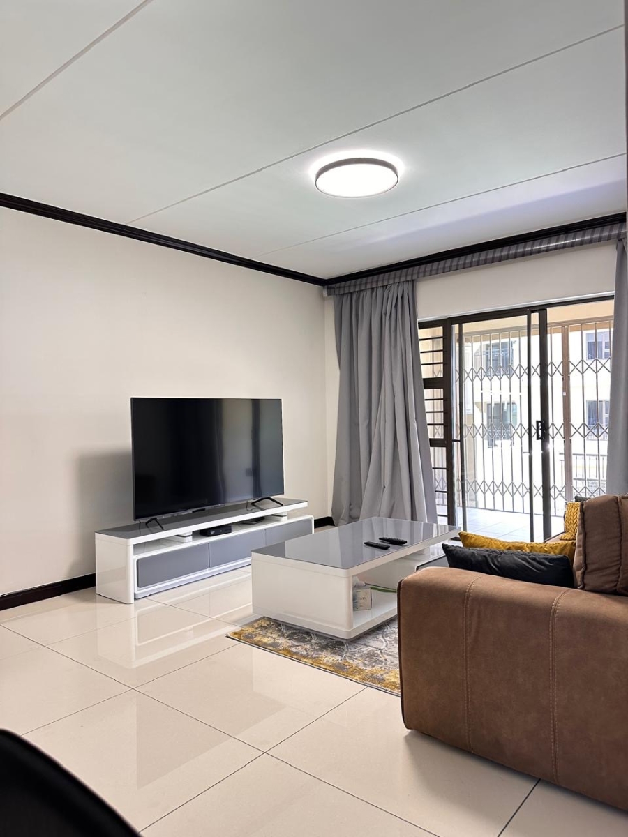 2 Bedroom Property for Sale in Blue Hills Gauteng