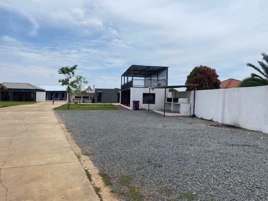 15 Bedroom Property for Sale in Hammanskraal Gauteng