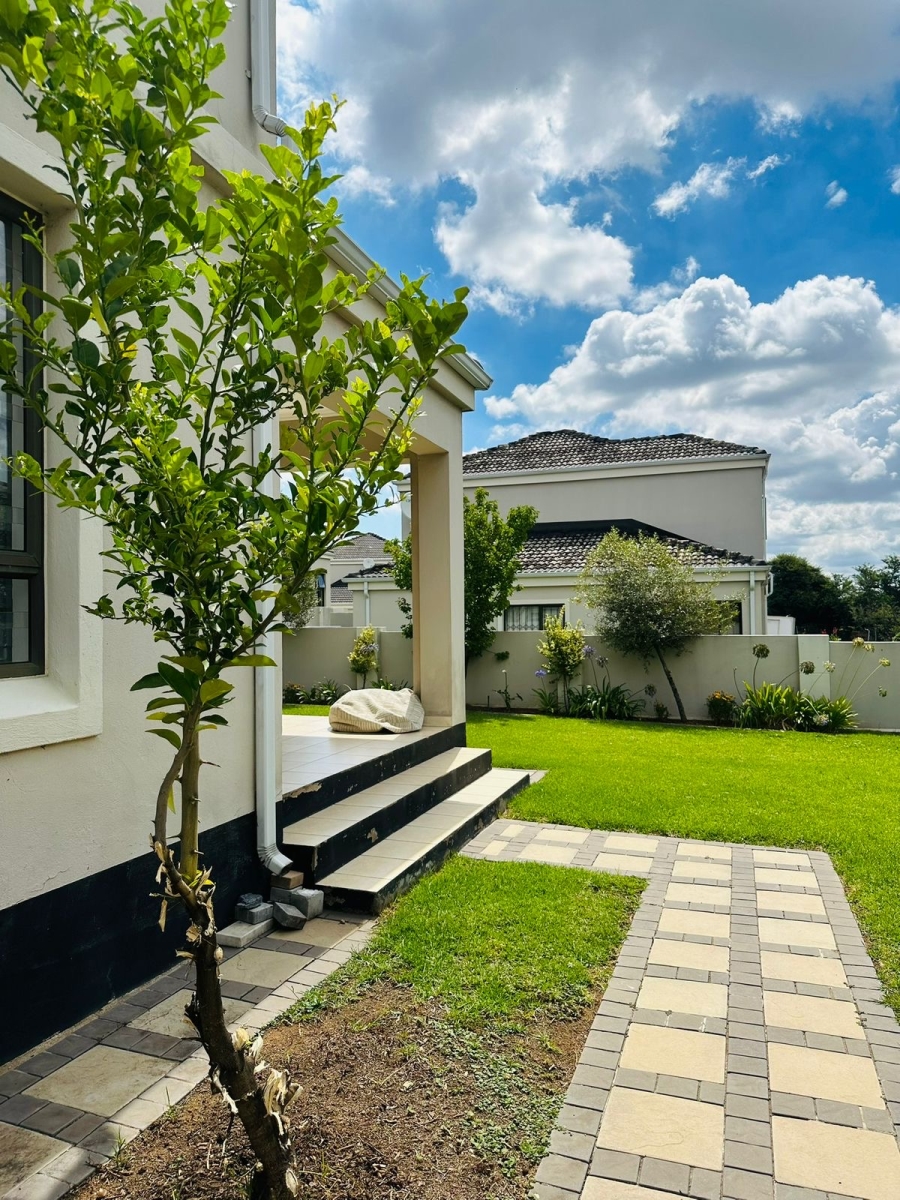 3 Bedroom Property for Sale in Austinview Gauteng