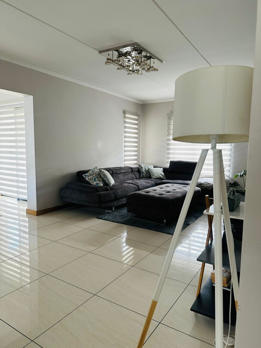 3 Bedroom Property for Sale in Austinview Gauteng