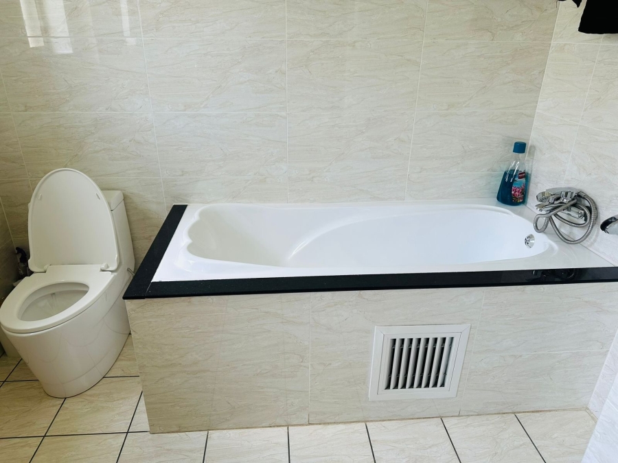 3 Bedroom Property for Sale in Austinview Gauteng