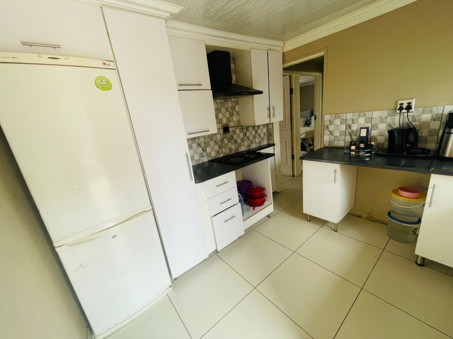 2 Bedroom Property for Sale in Soshanguve K Gauteng