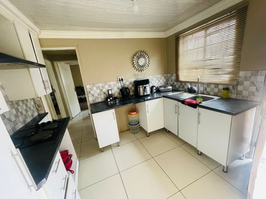 2 Bedroom Property for Sale in Soshanguve K Gauteng