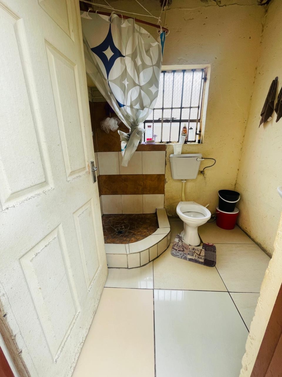 2 Bedroom Property for Sale in Soshanguve K Gauteng