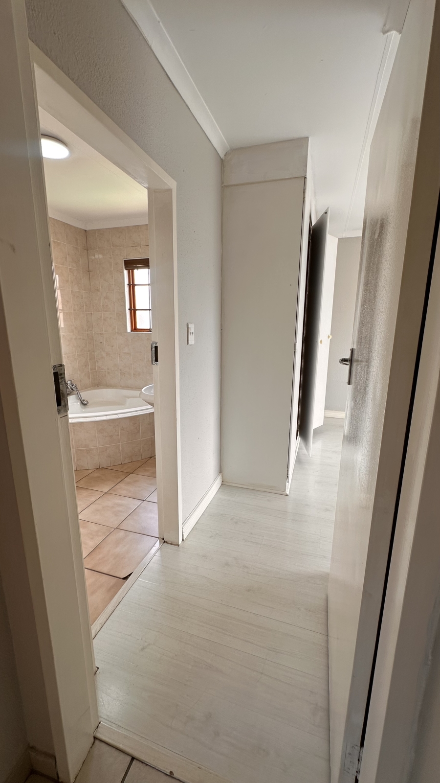 3 Bedroom Property for Sale in Kyalami Gauteng