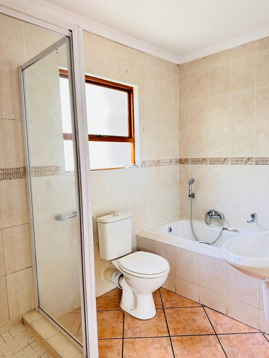 3 Bedroom Property for Sale in Kyalami Gauteng