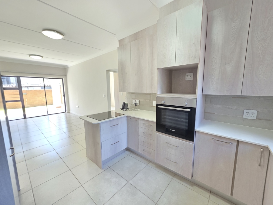 2 Bedroom Property for Sale in Waterkloof Ridge Gauteng