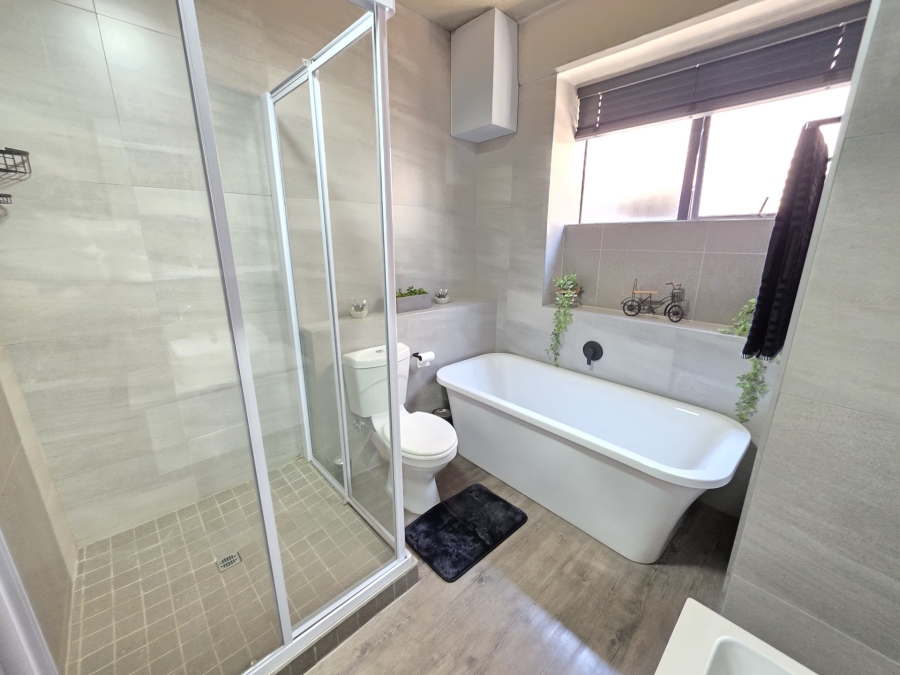 2 Bedroom Property for Sale in Menlo Park Gauteng