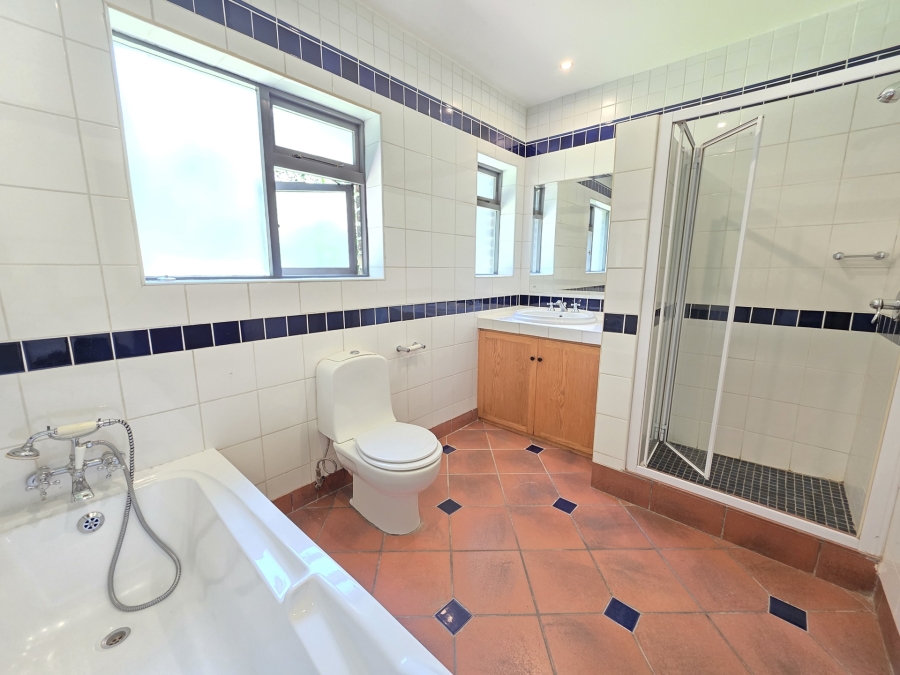 4 Bedroom Property for Sale in Waterkloof Park Gauteng