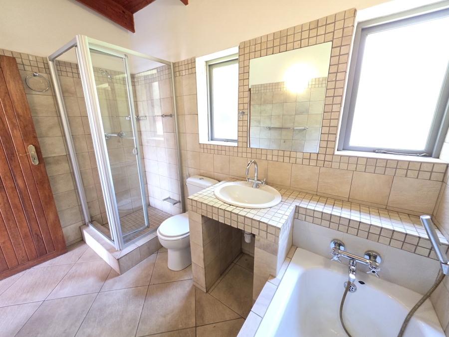 4 Bedroom Property for Sale in Waterkloof Park Gauteng