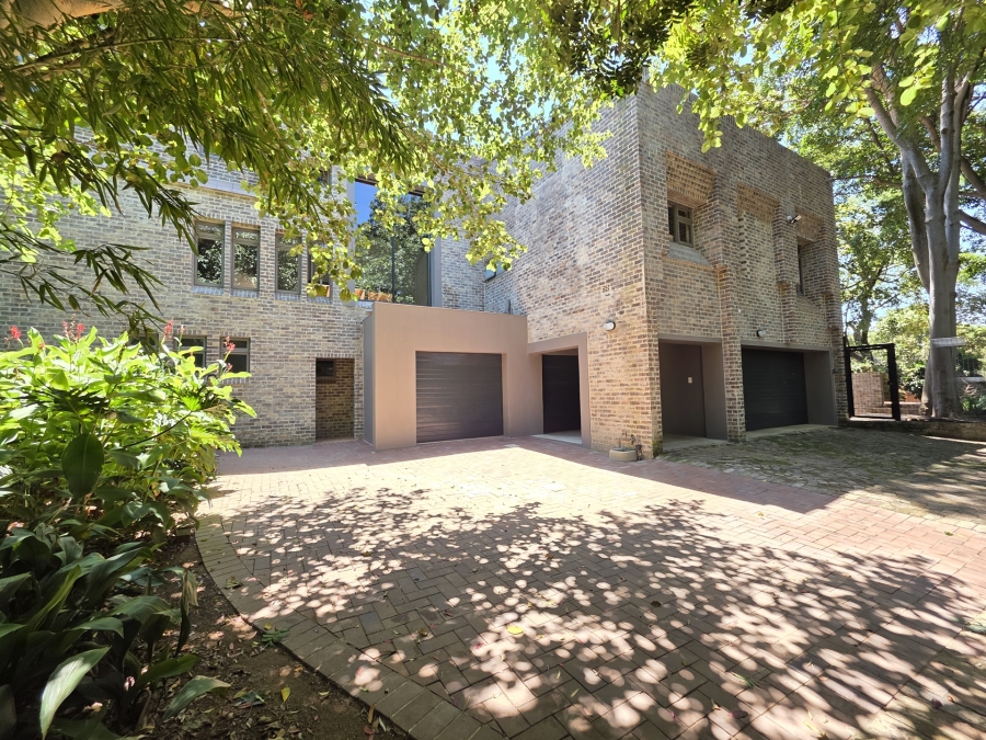 4 Bedroom Property for Sale in Waterkloof Park Gauteng