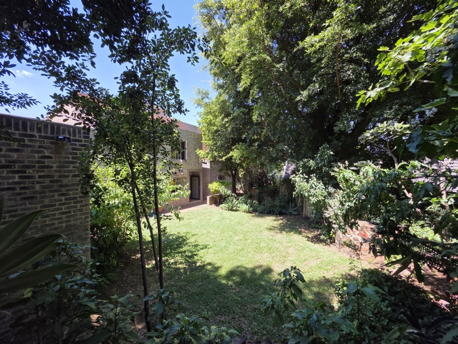 4 Bedroom Property for Sale in Waterkloof Park Gauteng