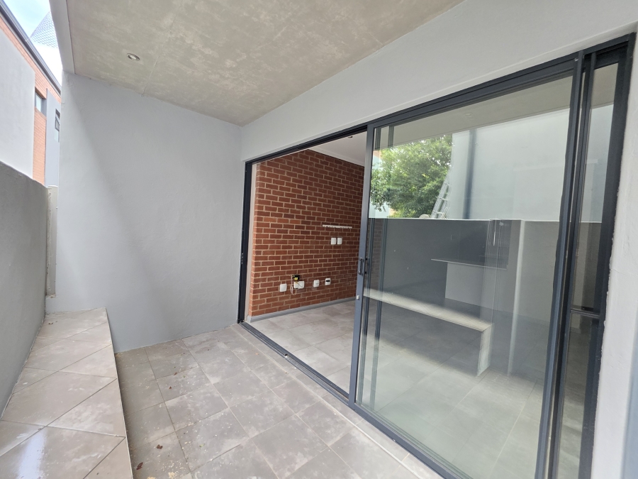 2 Bedroom Property for Sale in Brooklyn Gauteng