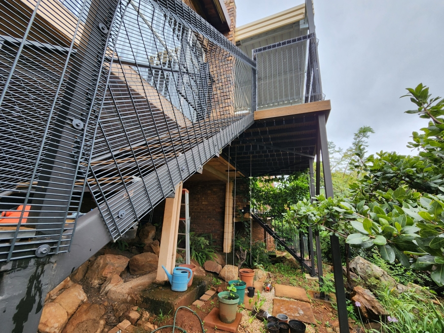 3 Bedroom Property for Sale in La Montagne Gauteng