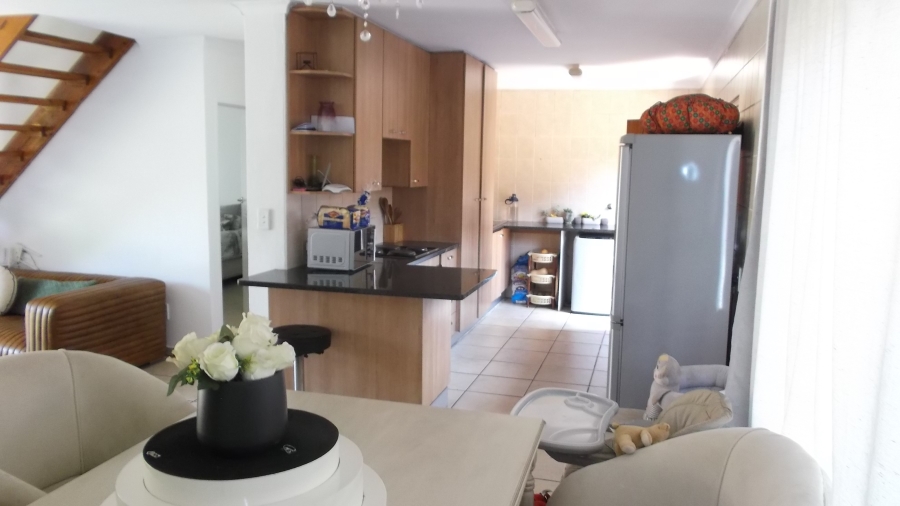 4 Bedroom Property for Sale in Willowbrook Gauteng