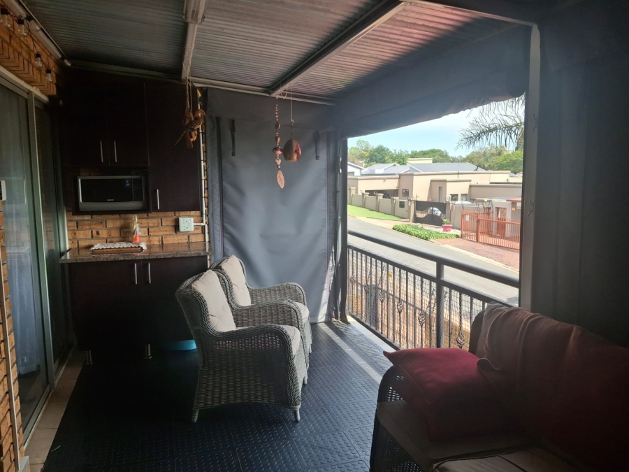 3 Bedroom Property for Sale in Rangeview Gauteng
