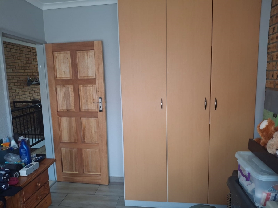 3 Bedroom Property for Sale in Rangeview Gauteng