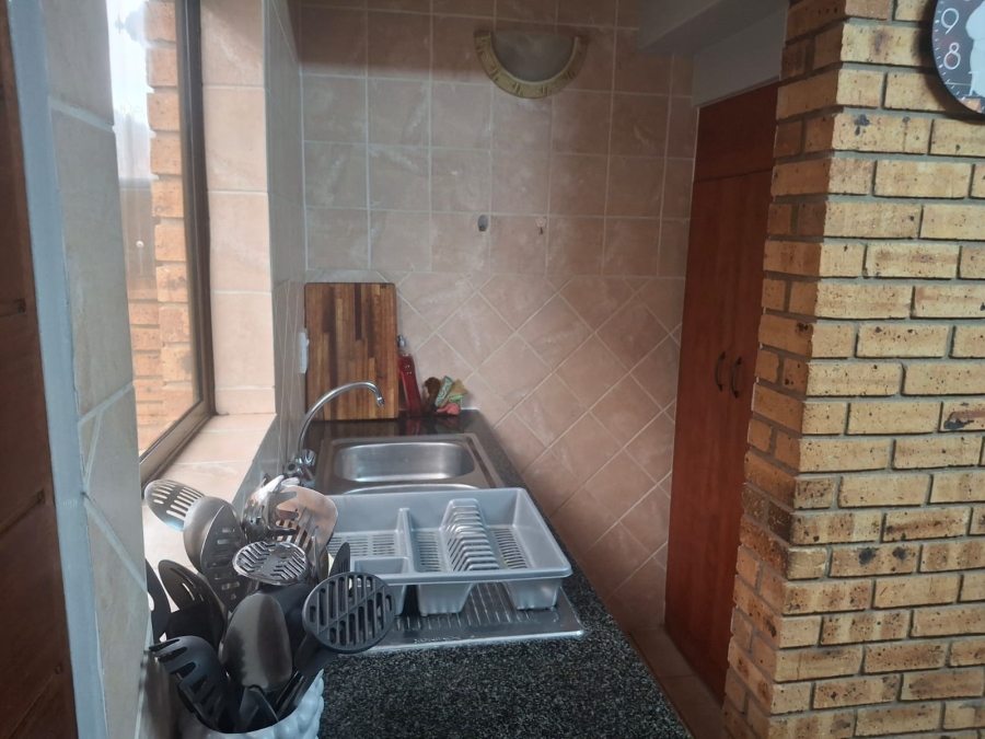 3 Bedroom Property for Sale in Rangeview Gauteng