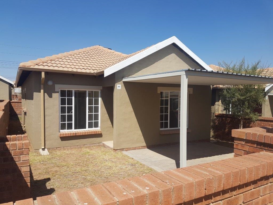 To Let 3 Bedroom Property for Rent in The Reeds Gauteng