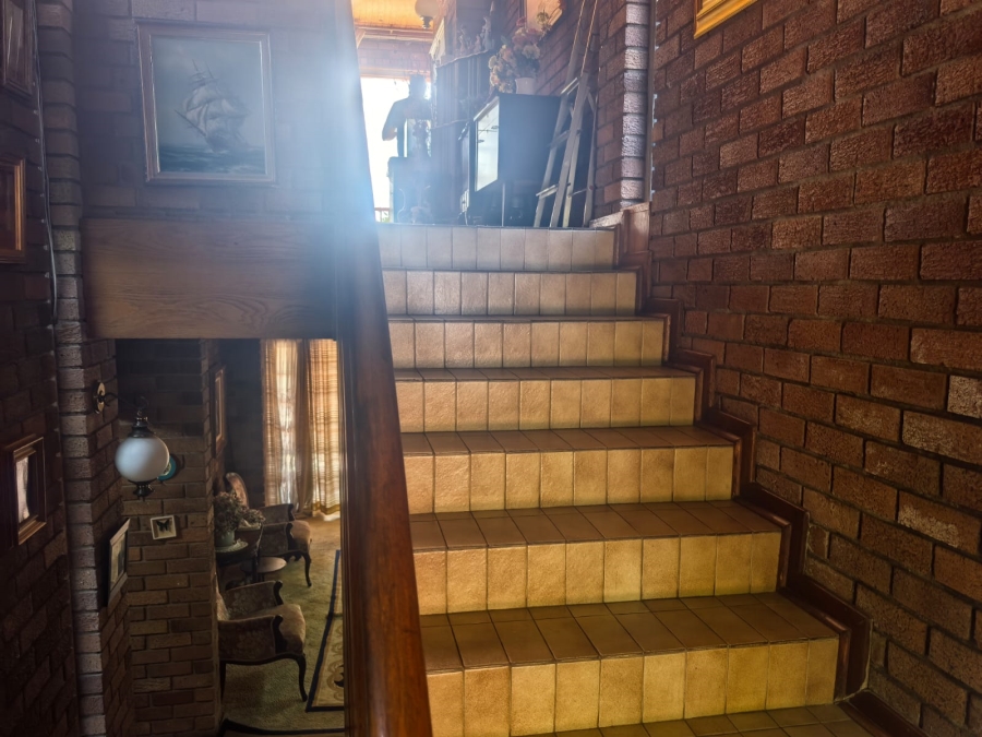 4 Bedroom Property for Sale in Northcliff Gauteng