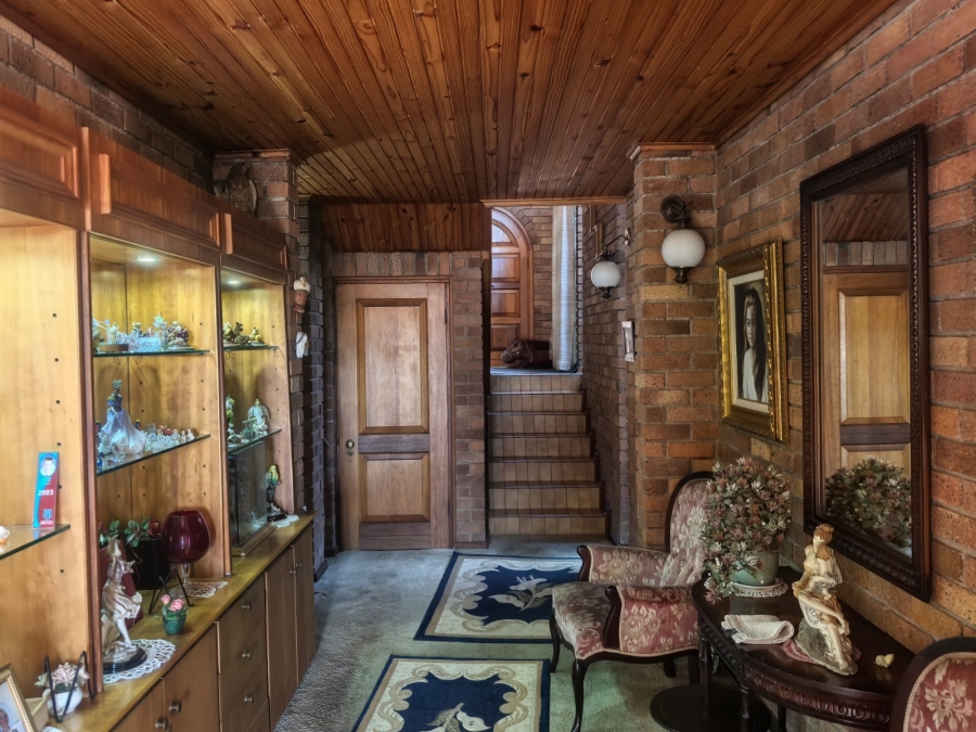 4 Bedroom Property for Sale in Northcliff Gauteng