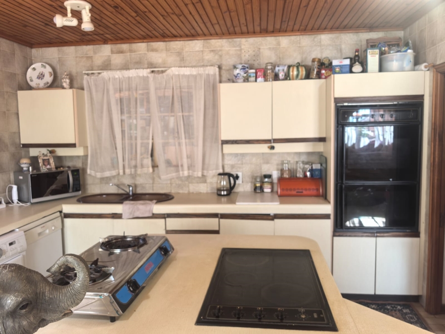 4 Bedroom Property for Sale in Northcliff Gauteng