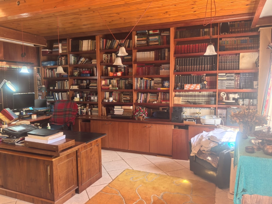 4 Bedroom Property for Sale in Northcliff Gauteng