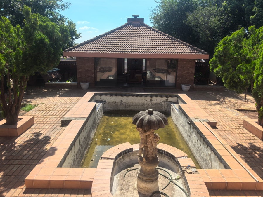 4 Bedroom Property for Sale in Northcliff Gauteng