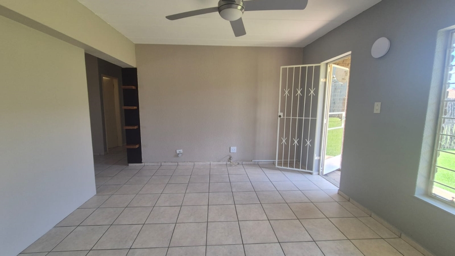 3 Bedroom Property for Sale in Rant En Dal Gauteng