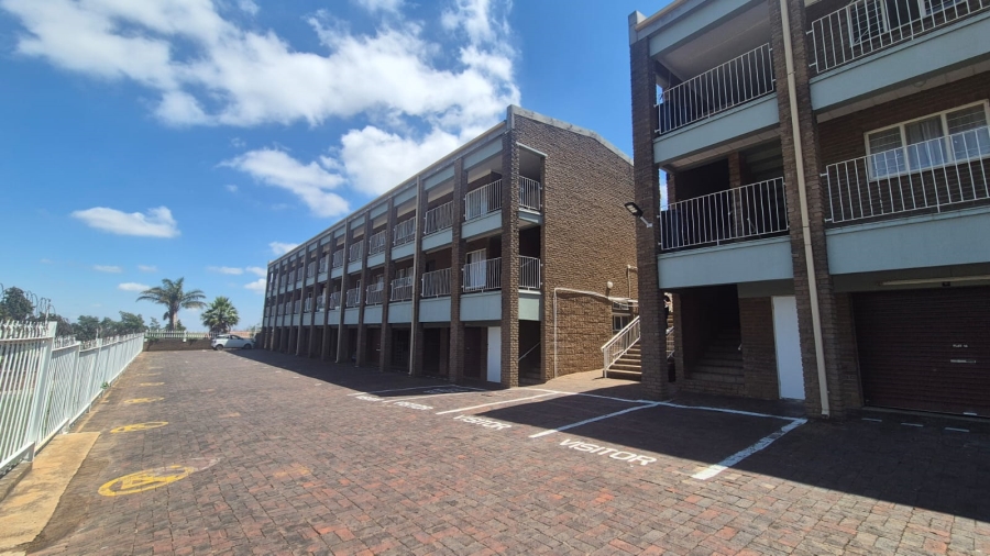 3 Bedroom Property for Sale in Rant En Dal Gauteng