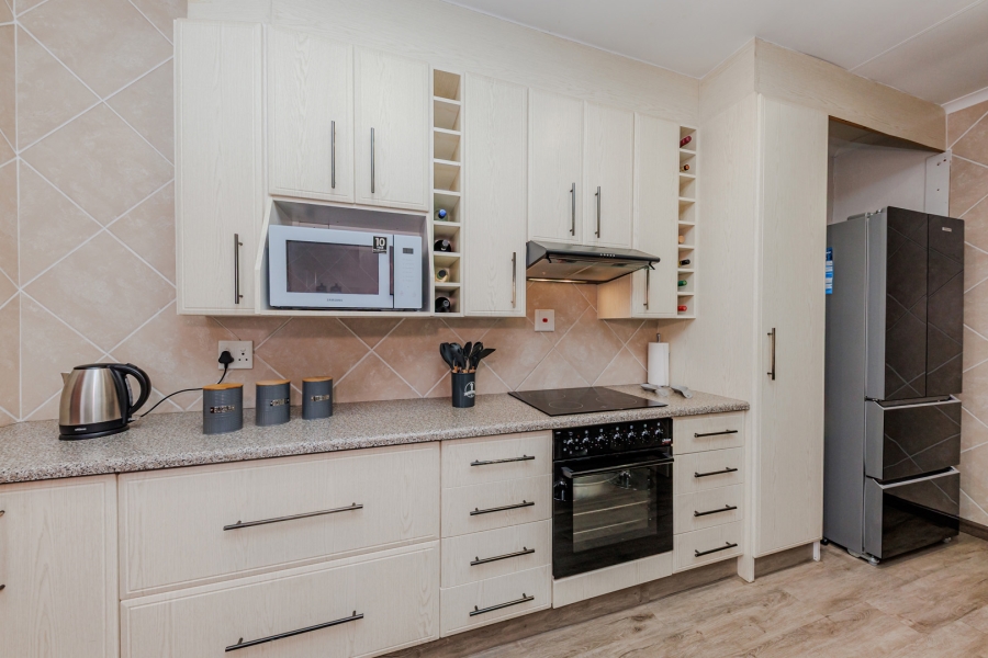 3 Bedroom Property for Sale in Whiteridge Gauteng