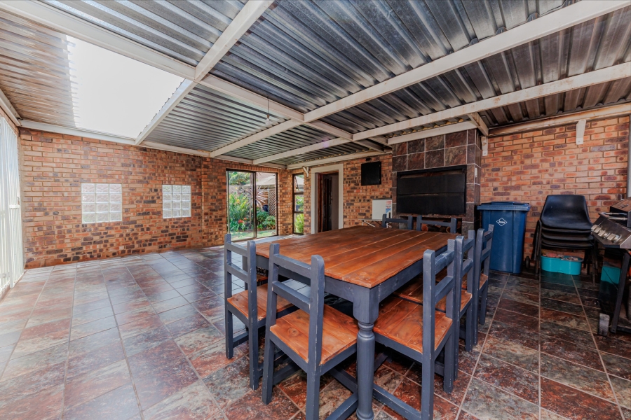 3 Bedroom Property for Sale in Whiteridge Gauteng